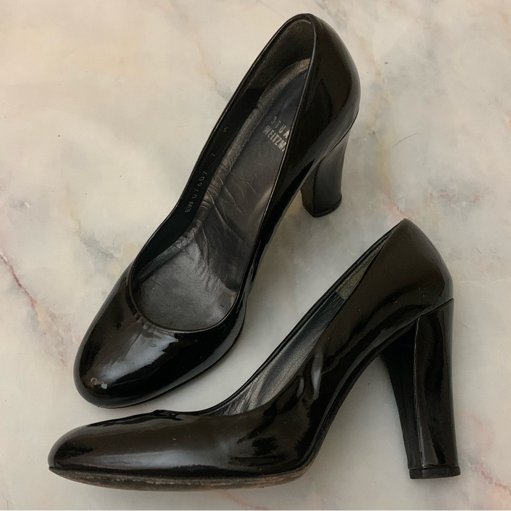 Stuart weitzman black patent leather pump size 7 black heel black pump